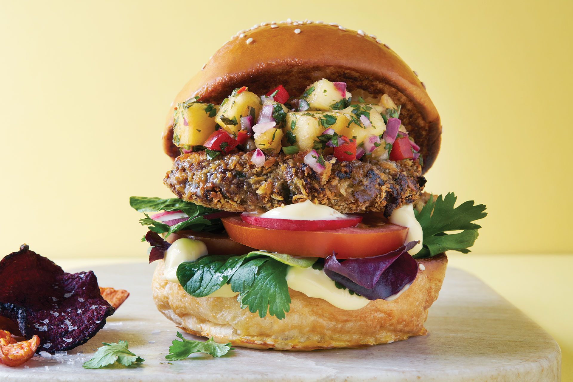 Crispy tuna salad burger - Fresh Living